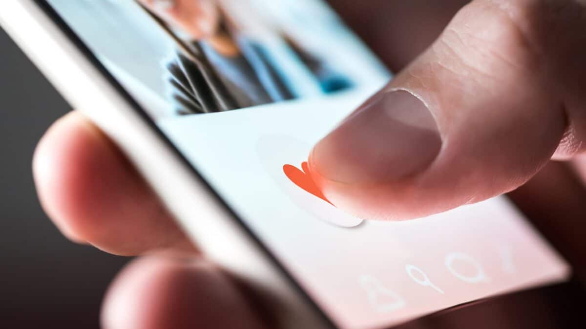 cara melihat postingan yang kita like di instagram