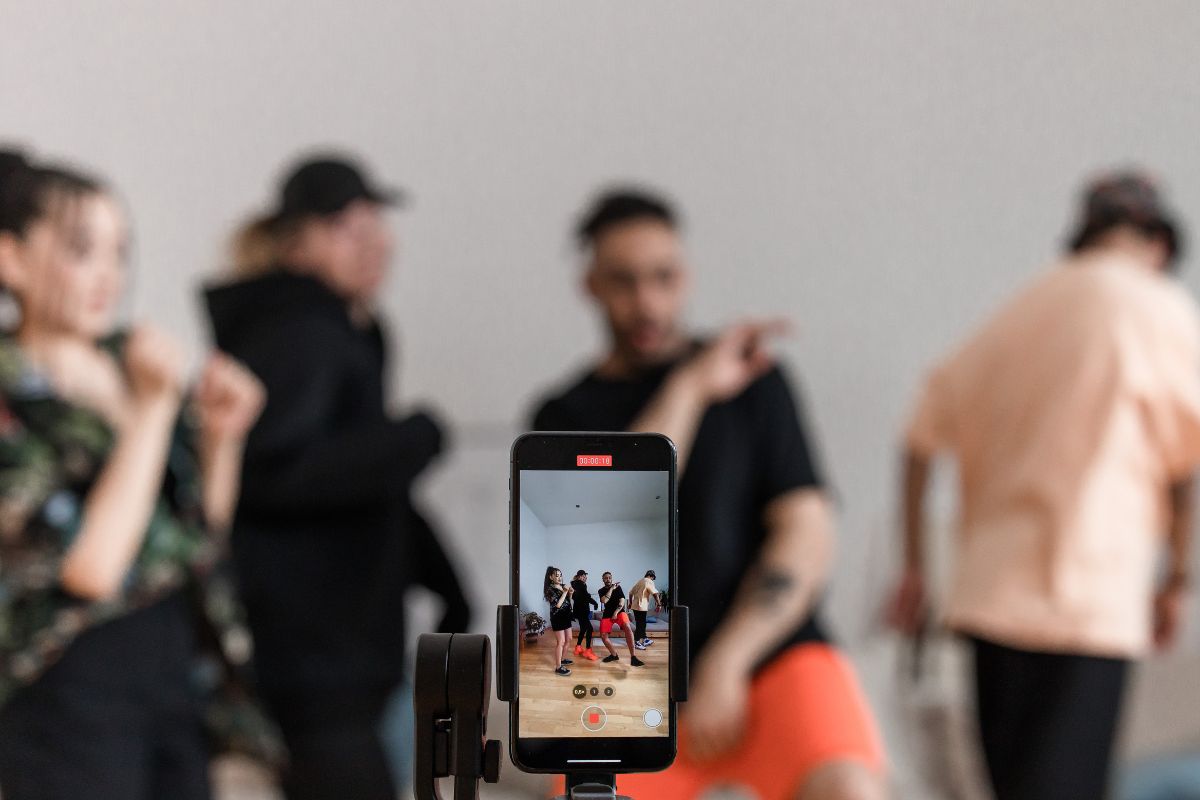  cara menghapus postingan ulang di TikTok 