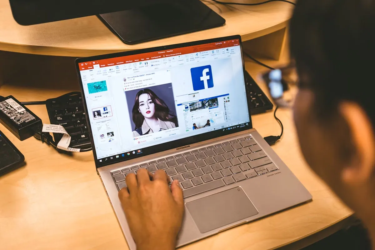 cara merekam slide presentasi PowerPoint 365